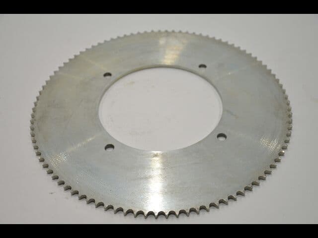 PIGNON BATTEUR VMI SPI 50 95 DENTS SOUS LA CUVE